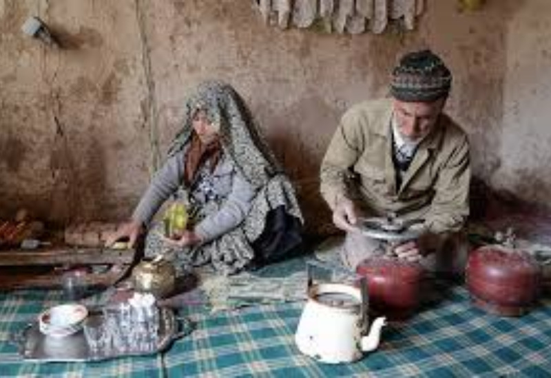 کمک فوری /نگذاریم این پدر و مادر زجر دیده درد بکشند